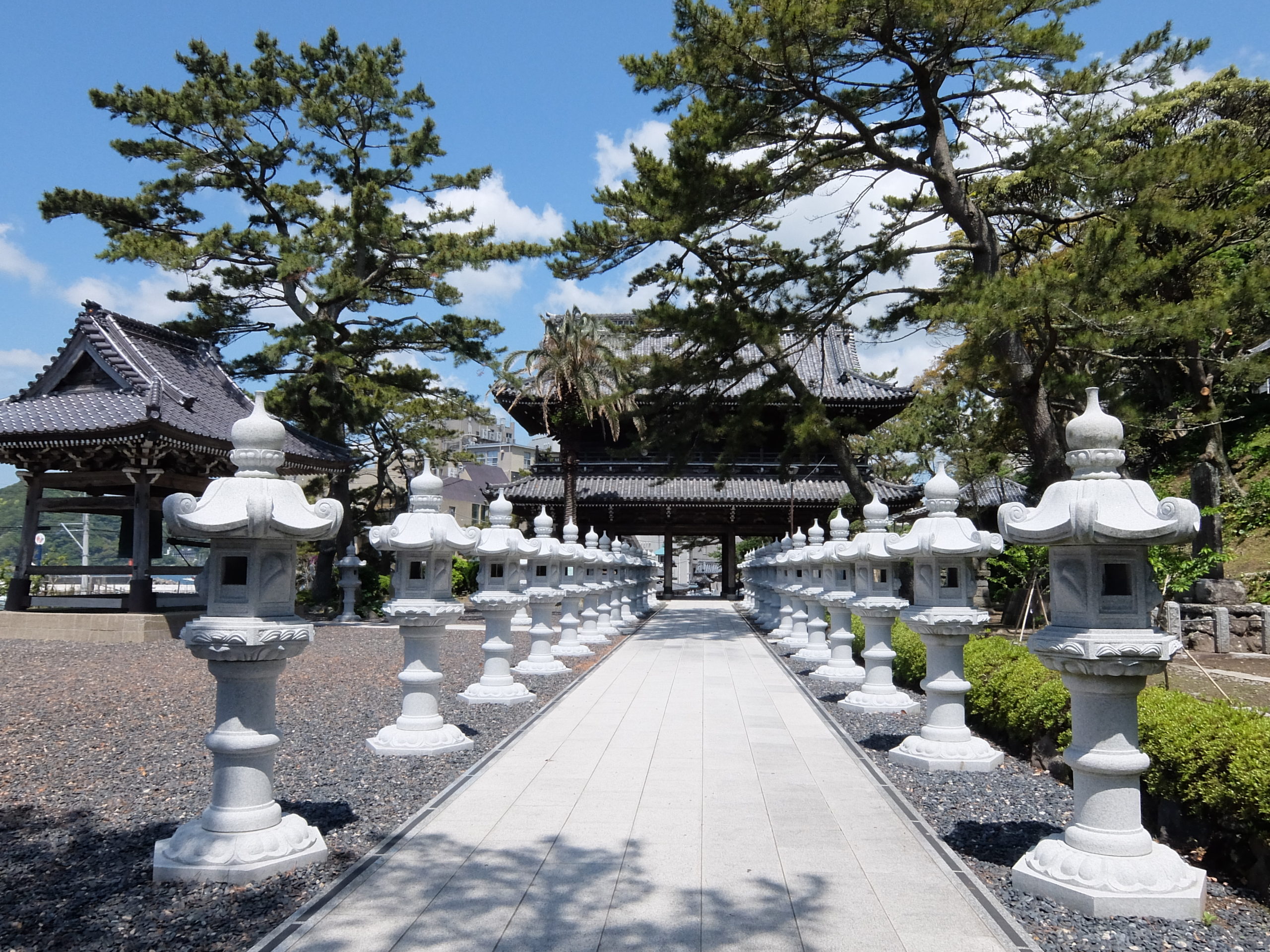 歌舞伎『日蓮』特別御朱印御首題公開！～誕生寺～ | 日蓮聖人降誕800年 特設ウェブサイト